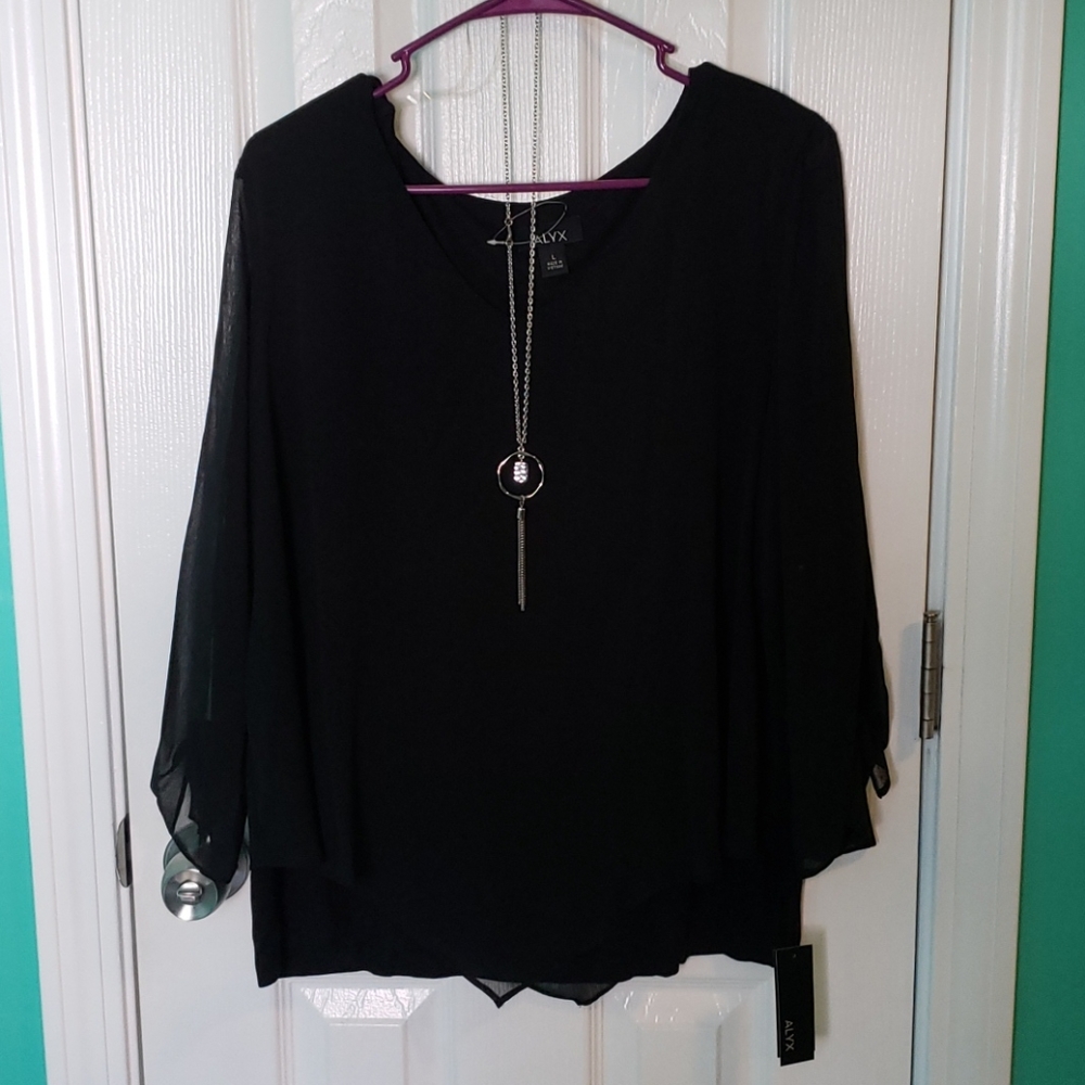 Alyx cold shoulder top